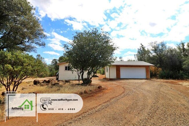 Building Photo - 7700 Fisher Ln