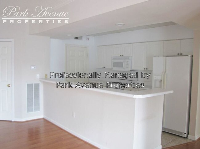 Foto del edificio - 405 W 7th St