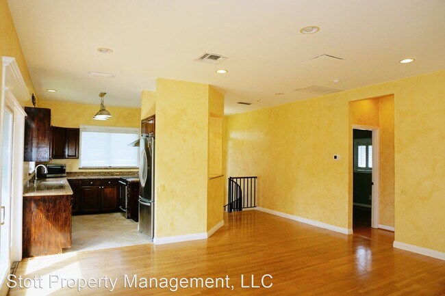 Building Photo - 4 br, 2 bath House - 447 Wyllie Street