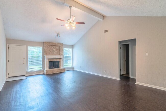 Foto del edificio - 6722 Loch Bruceray Dr