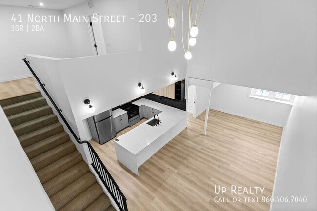 Foto del edificio - 41 N Main St