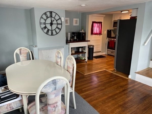 Building Photo - 562 Lincoln Ave