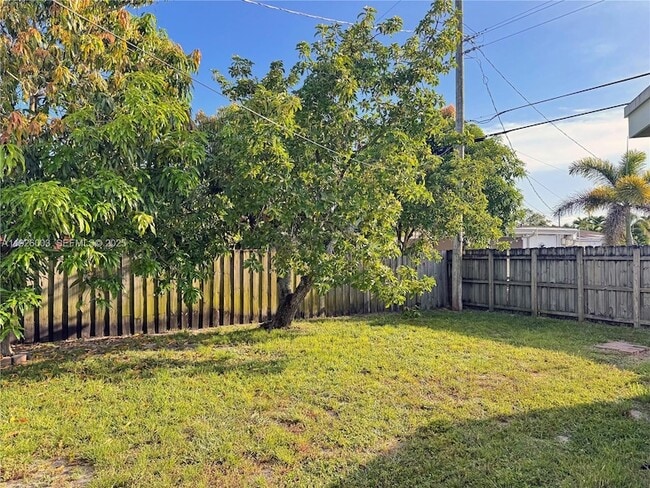 Photo - 1400 N 70th Way House