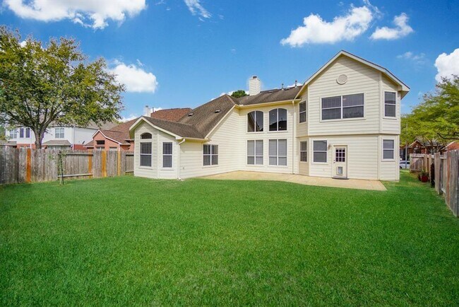Building Photo - 23727 Allingham Ln