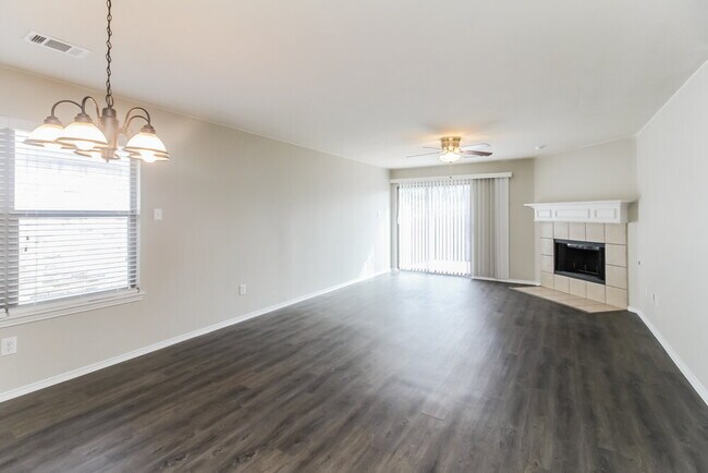 Foto del edificio - 13136 Settlers Trail