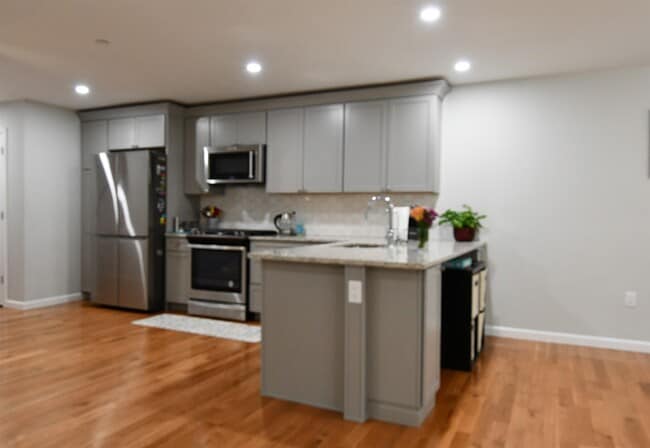 Building Photo - 259 Woodview Way