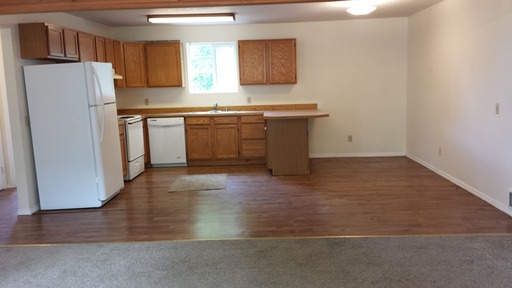 Primary Photo - 497 NE Jefferson Ave