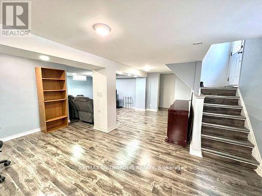 Building Photo - 45 Kingsdown Dr
