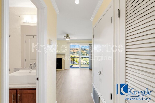Building Photo - 510 Spyglass Pkwy