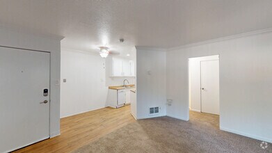 Building Photo - 1821 Lincoln Ave