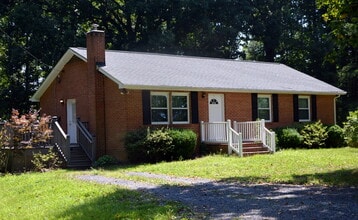 Building Photo - 2703 Indian Run Rd