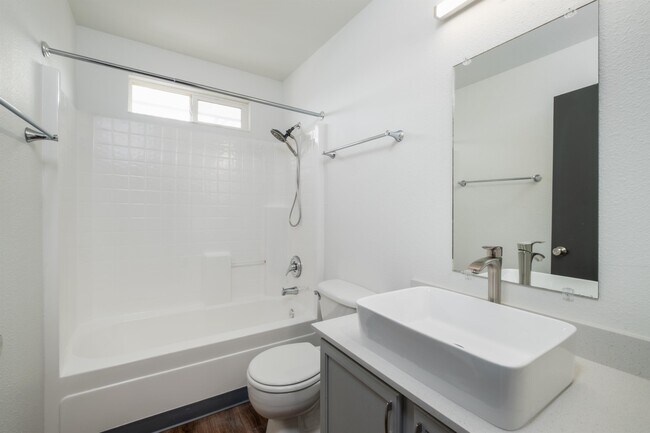 Foto del edificio - 90 Burns St