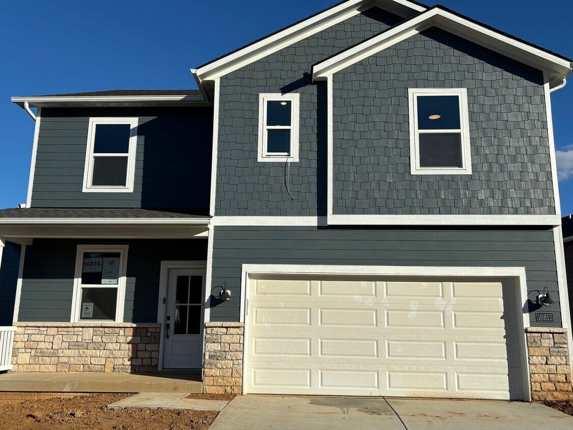 Foto principal - 16815 Aiken Ridge Cir