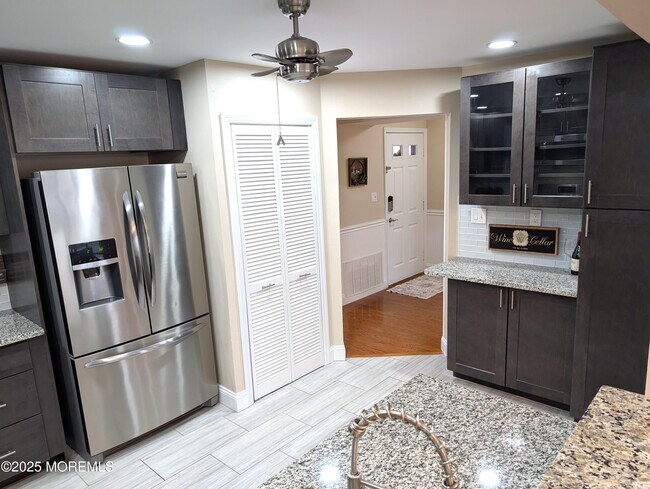 Foto del edificio - 177 Tulip Ln