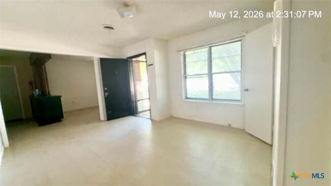 Building Photo - 607 Curry Ave