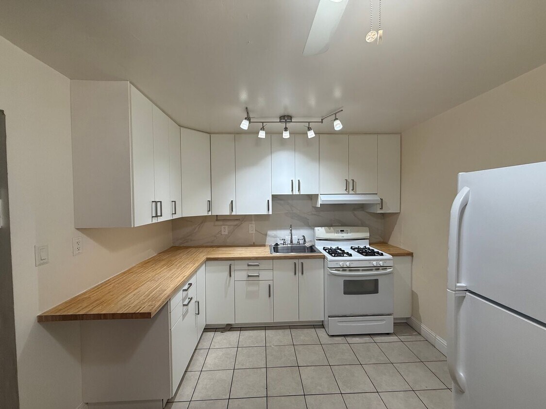 Foto principal - 114 Carolina St