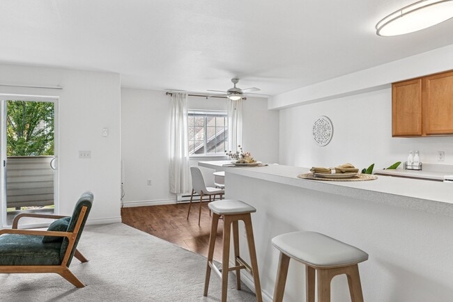 Building Photo - Lion's Gate