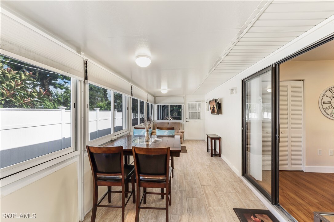 Foto principal - 825 93rd Ave N