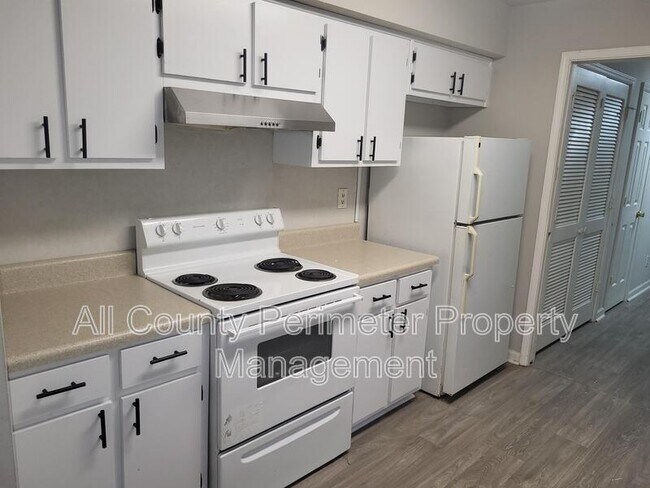 Foto del edificio - 8677 N Anna Way