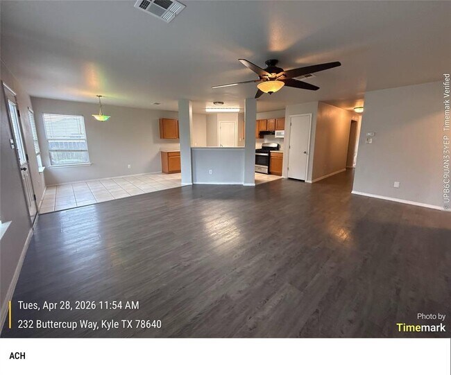 Foto del edificio - 232 Buttercup Way