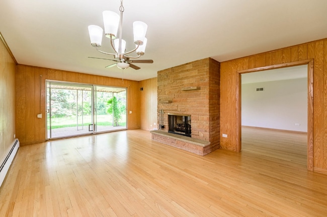 Building Photo - 2144 Parkside Dr