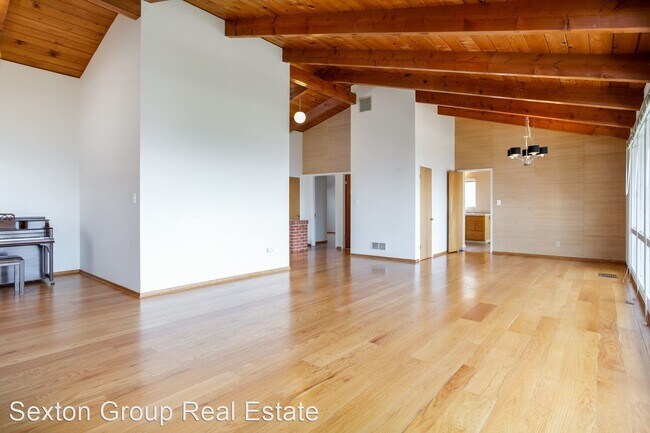 Foto del edificio - 3 br, 2 bath House - 2187 Braemar Rd