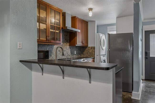 Building Photo - 5720 Dalden Dr