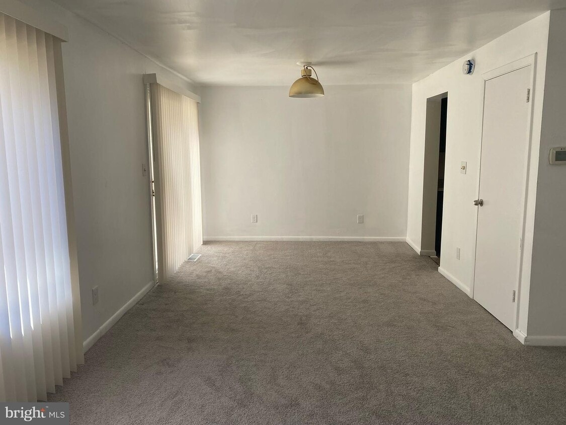 21 Eastford Ct, Parkville, MD 21234 Townhome Rentals in Parkville MD