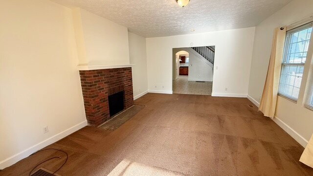 Building Photo - 33RD & COLLEGE AREA - 3 BEDROOM 2 BATH HALF DUPLEX AVAILABLE NOW!