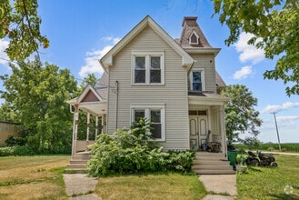 Building Photo - 19025 E County Line Rd