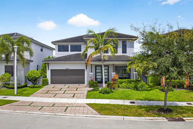 Foto del edificio - 15800 NW 88th Ave