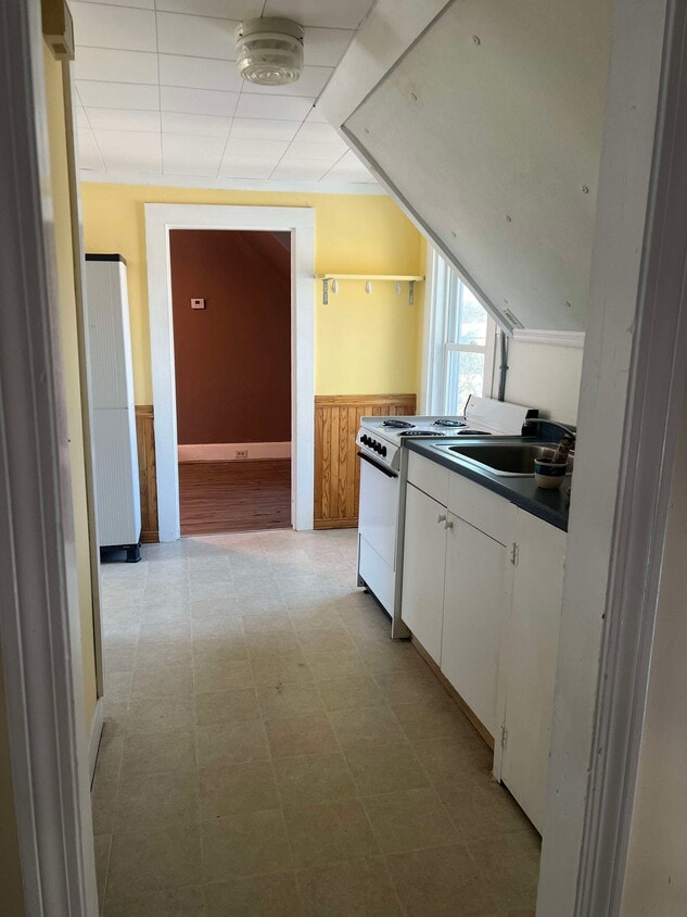 Primary Photo - 279 Essex St