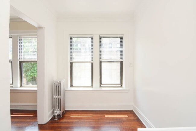 Foto del edificio - 4646 N Paulina St