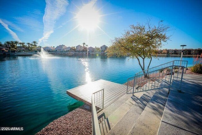 Building Photo - 16013 S Desert Foothills Pkwy