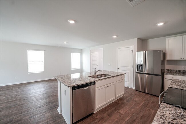 Building Photo - 412 Coconut Dr