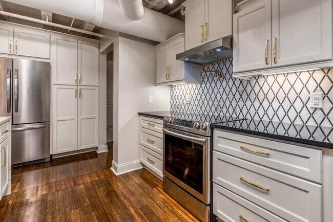 Foto del edificio - 32 Peachtree St NW