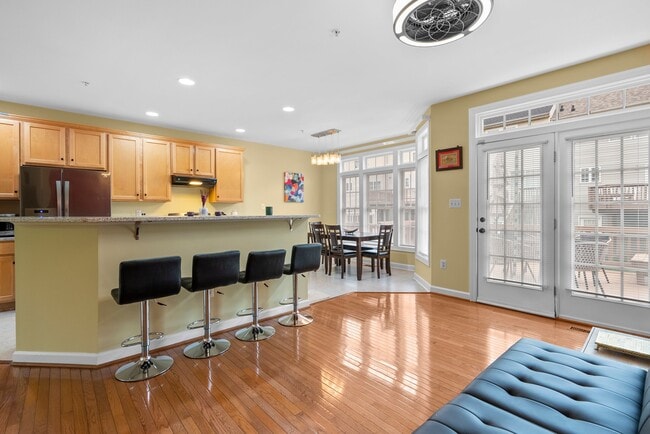 Kitchen/Dining Area (Main Level) - 5 Chatterly Ct