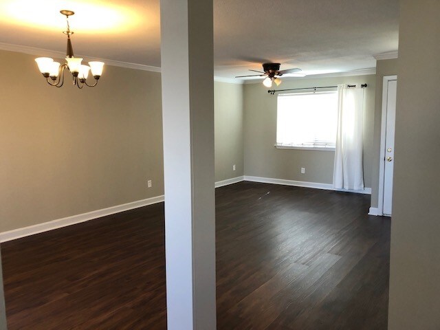Building Photo - 1003 Windrose Dr