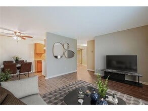 Building Photo - 5315 Minnehaha Ave