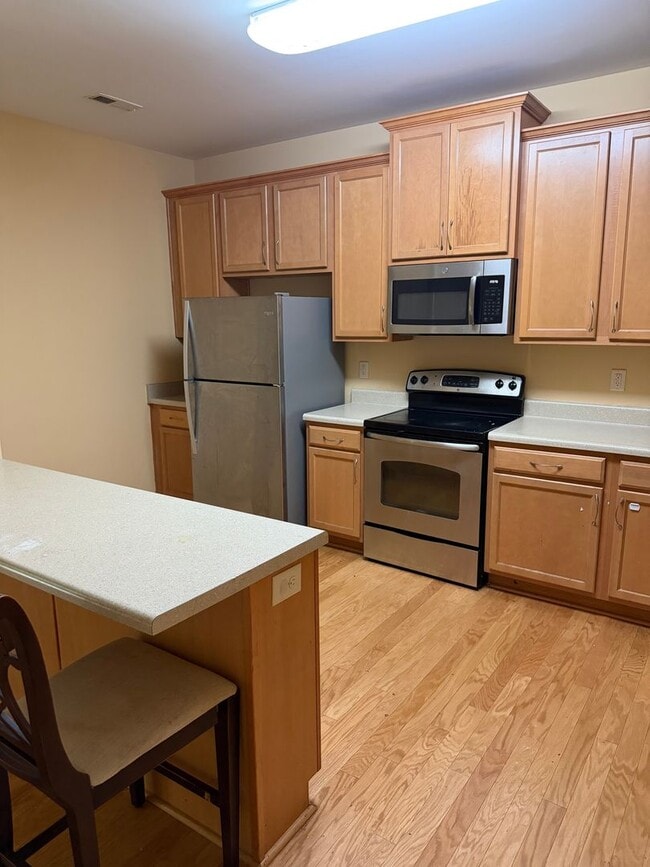 Building Photo - 6147 Neuse Wood Dr