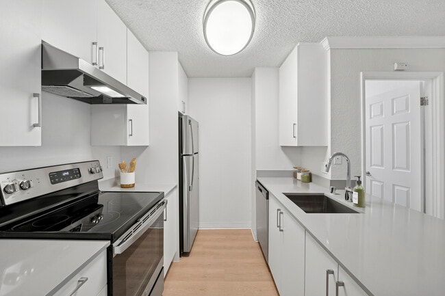 Building Photo - eaves West Valley