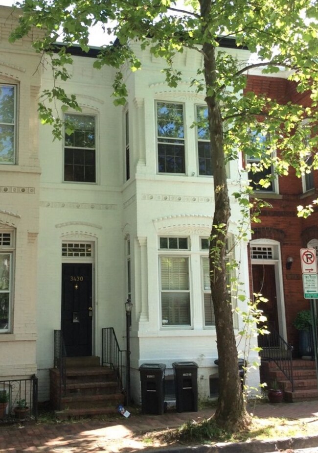 Building Photo - 3430 P St NW