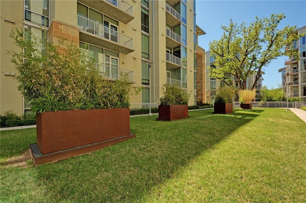 Building Photo - 1600 Barton Springs Rd