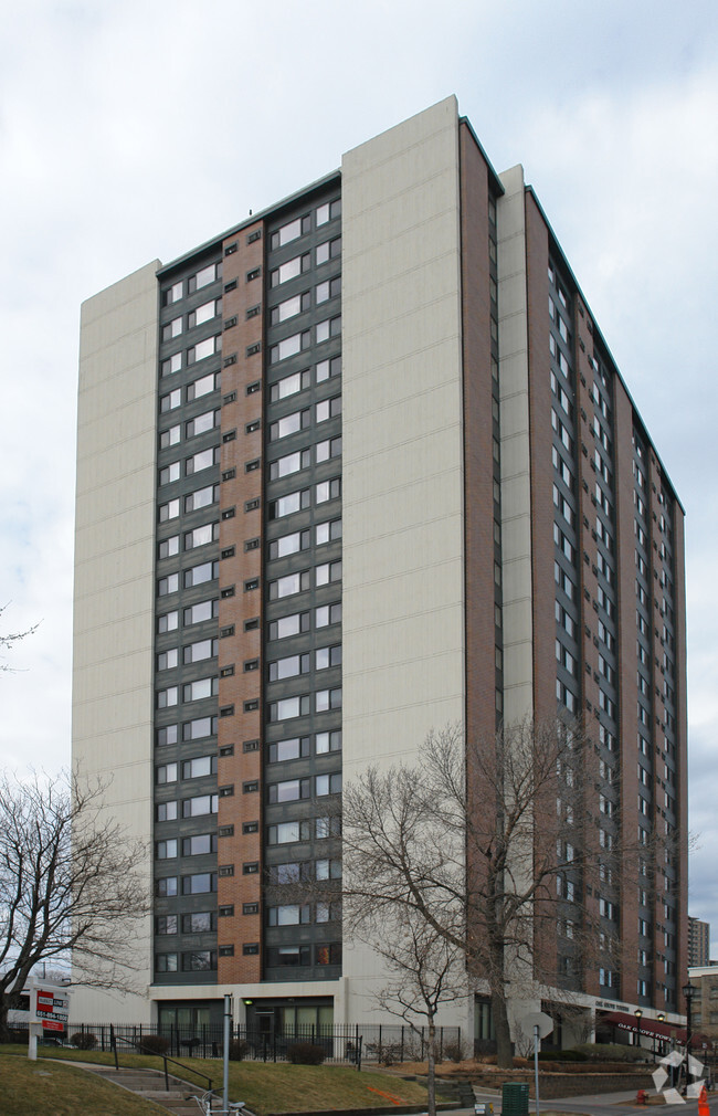 Oak Grove Towers- Foto del exterior - Grove 94