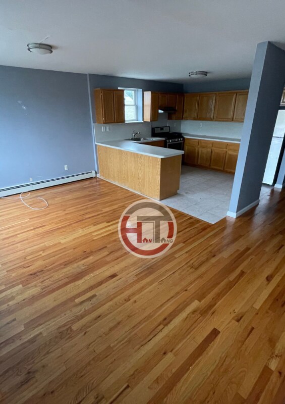 Foto del edificio - 816 Vincent Ave