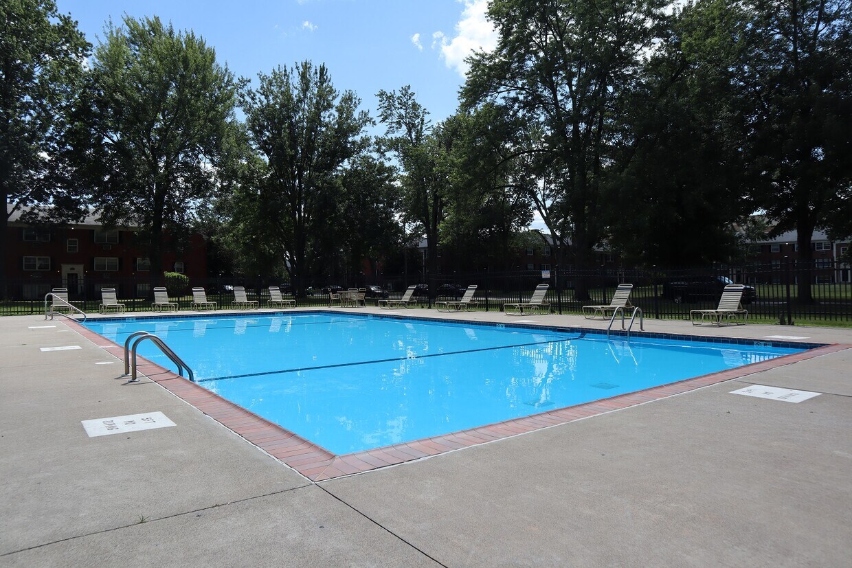 Village Apartments Toledo, OH