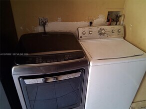 Building Photo - 2224 NW 58th Ave