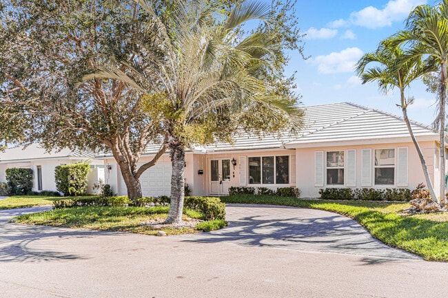 Foto del edificio - 2810 NE 60th St