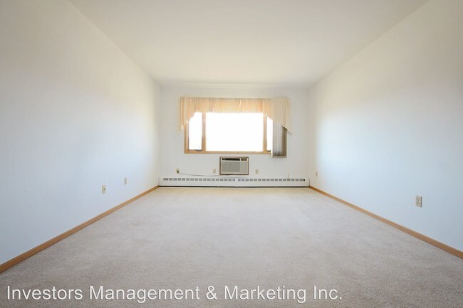 Building Photo - 2028-2048 5th St NW