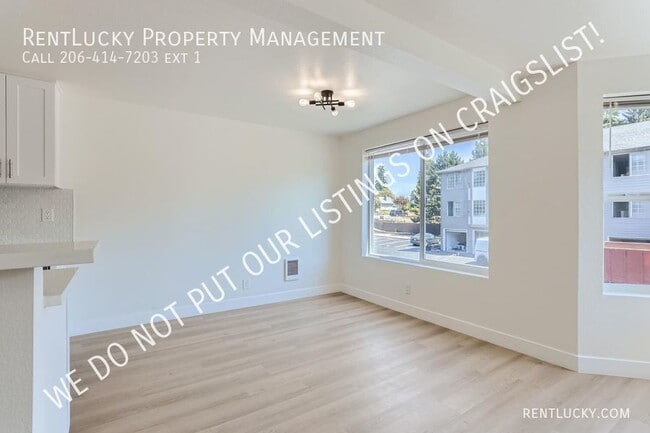 Building Photo - 602 Terrace St